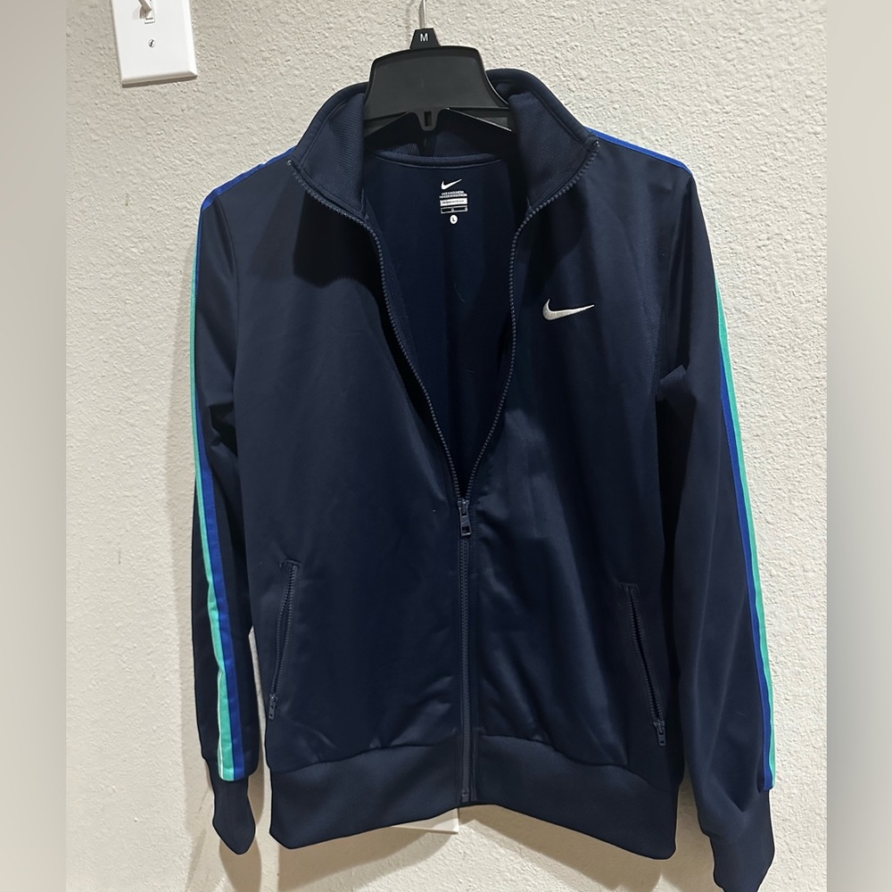 Navy blue retro Nike zip up